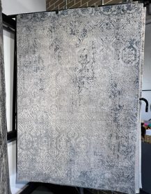 Silver Heritage Medallion Distressed Rug 160x230